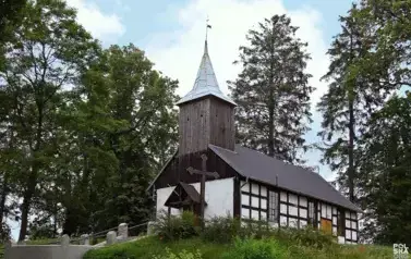 Kosciol_Matki_Boskiej_Czestochowskiej_Raciniewo_10024584